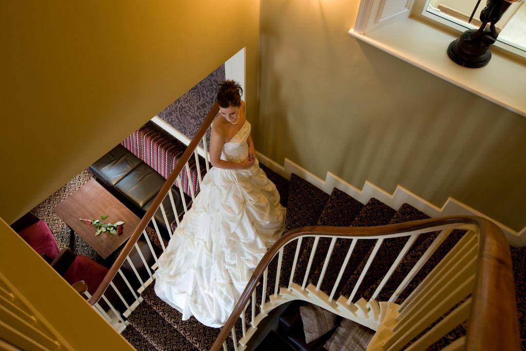 The Shirley Arms Hotel Carrickmacross Extérieur photo